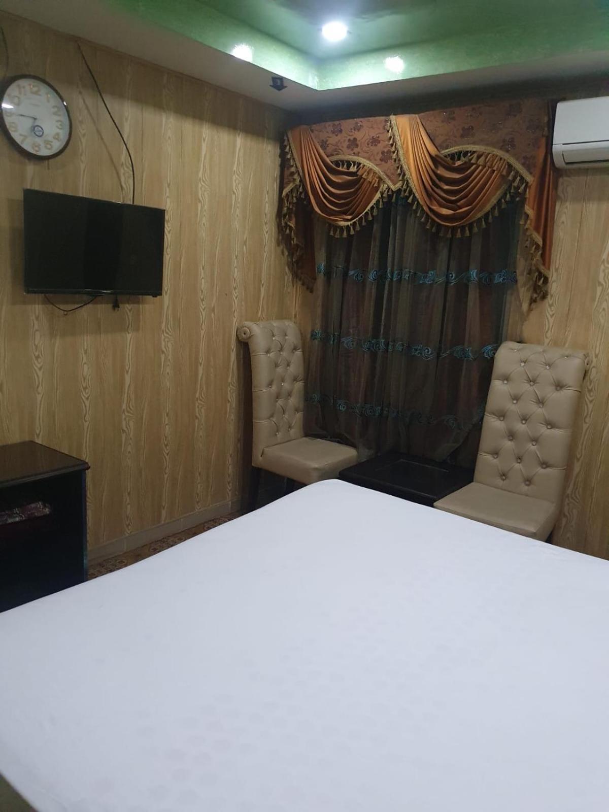 Town Guest House Toba Tek Singh Exterior photo
